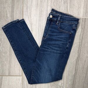American Eagle Outfitters High Rise Jegging | 10 Short